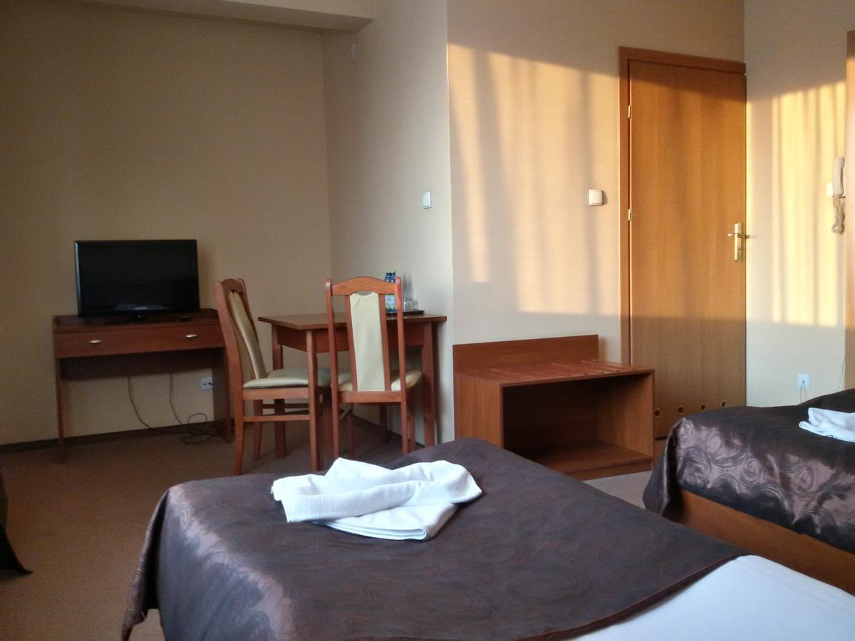 Hotel Astor Радом Екстер'єр фото